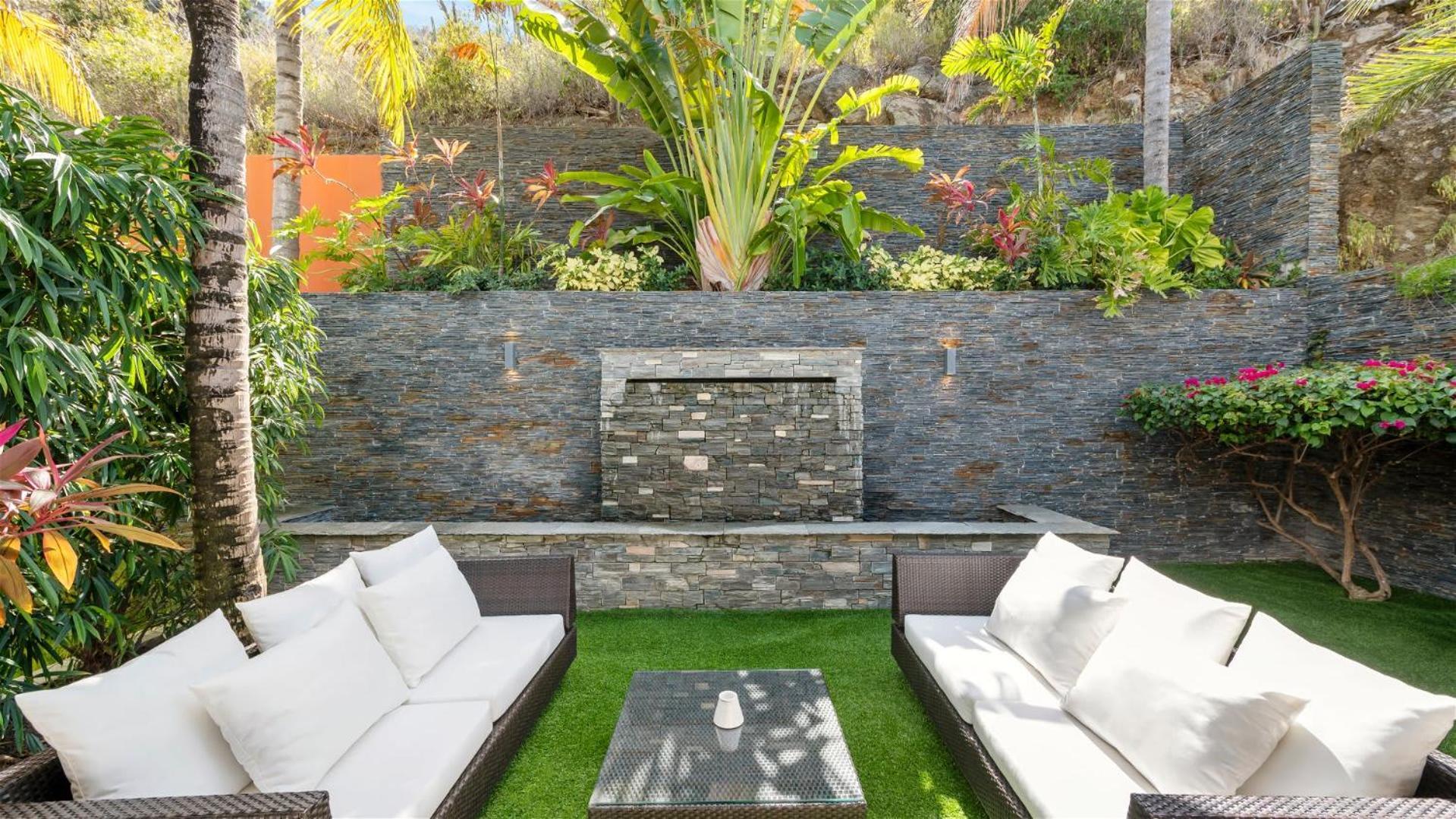 Architecture Jewel Set On A Hillside Vila St. Barthelemy Exterior foto